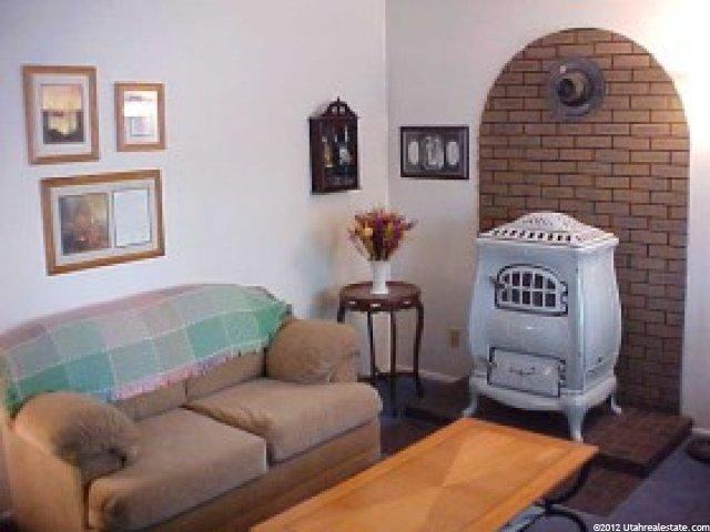 10445 S Leilani Dr E, Sandy, UT 84070 — photo 5