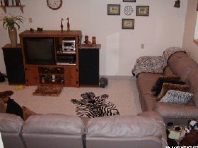 748 Sandstone Cir, Sandy, UT 84094 — photo 7