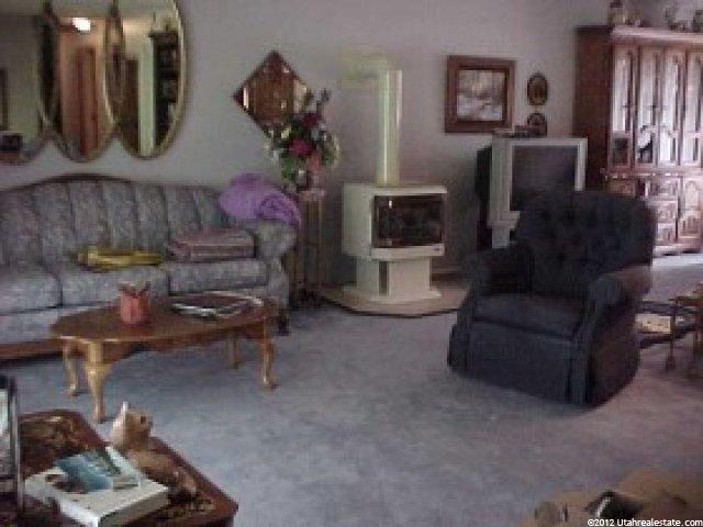 989 S 6800 E, Huntsville, UT 84317 — photo 4