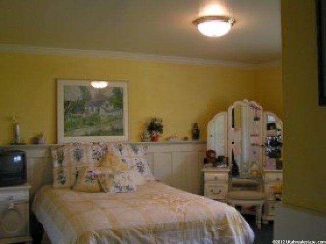1341 Kingston Dr, Ogden, UT 84403 — photo 3