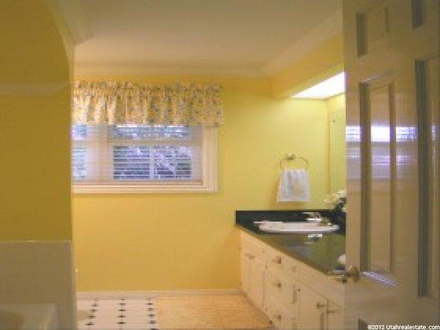 1341 Kingston Dr, Ogden, UT 84403 — photo 5