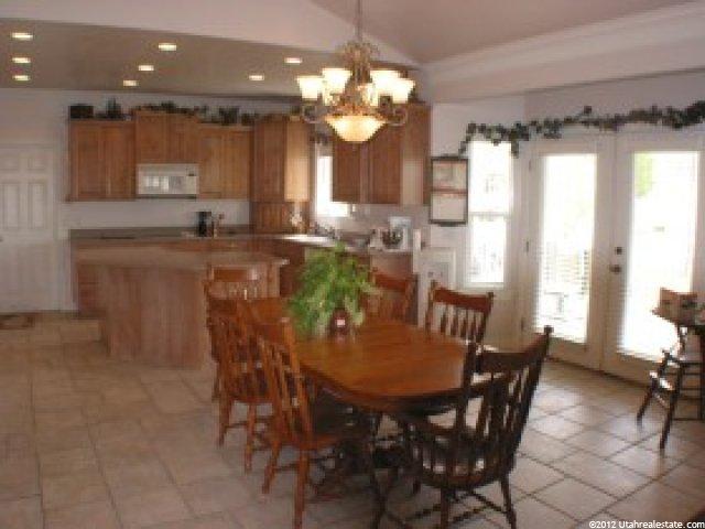 1128 Charlais Dr, Fruit Heights, UT 84037 — photo 3