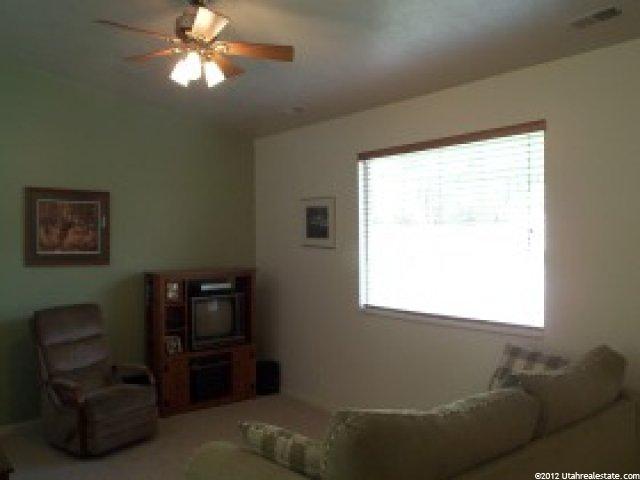 1659 S Kylee Ln E, Ogden, UT 84404 — photo 2