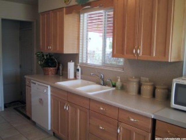 386 W 200 S, Bountiful, UT 84010 — photo 3