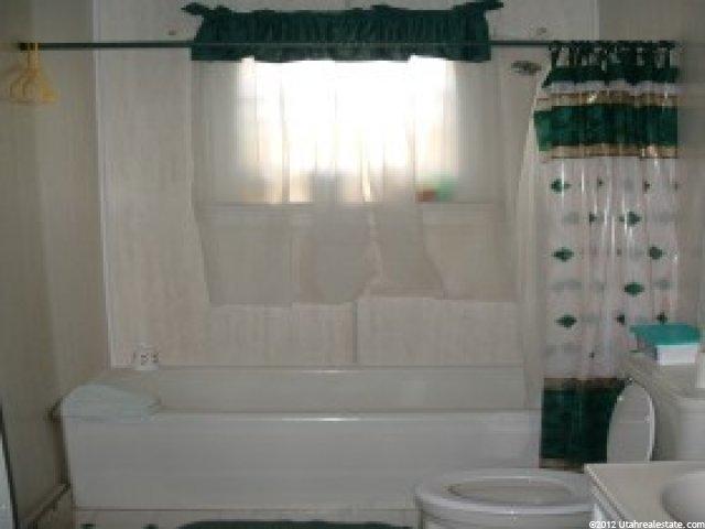 238 S 300 E, Nephi, UT 84648 — photo 6