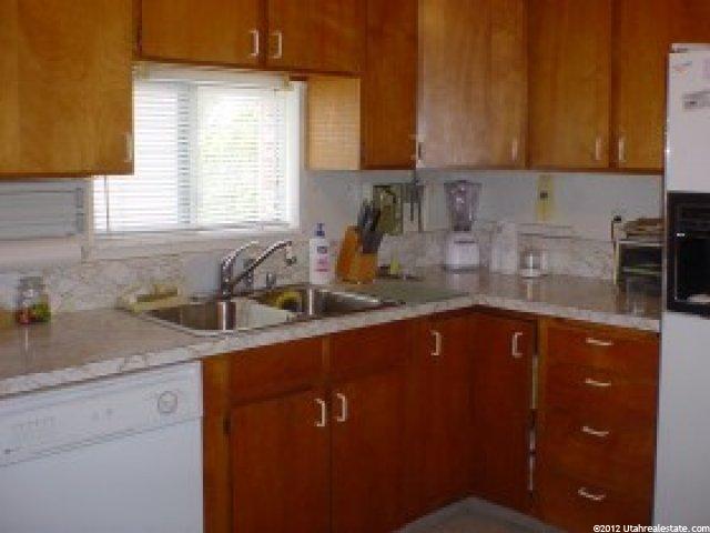 795 Maple St, South Ogden, UT 84403 — photo 3