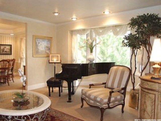 2465 Maple Creek Ln, Sandy, UT 84092 — photo 2