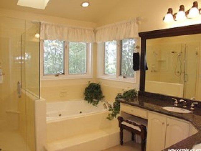 2465 Maple Creek Ln, Sandy, UT 84092 — photo 7