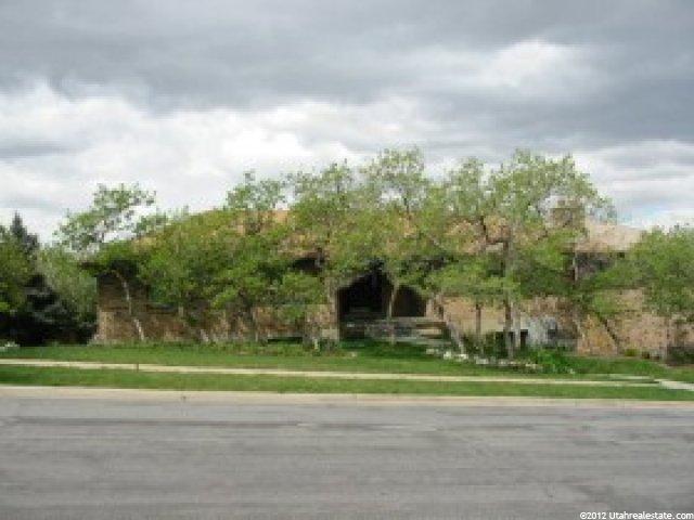 614 Indian Trail Rd, Bountiful, UT 84010 — photo 2