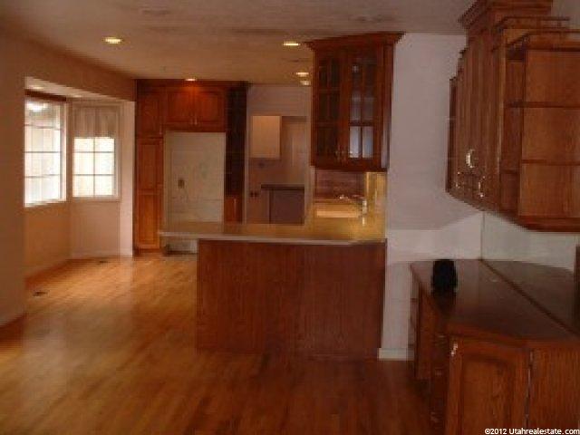 2361 S 900 E, Bountiful, UT 84010 — photo 2
