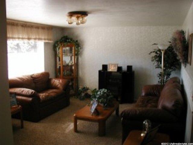 5897 S 3000 W, Roy, UT 84067 — photo 2