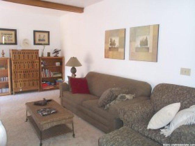 2764 Cobblemoor Ln, Sandy, UT 84093 — photo 4