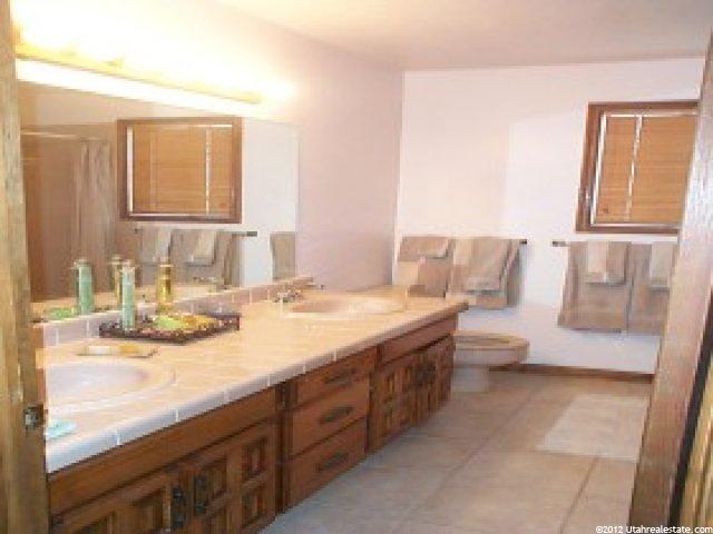 2764 Cobblemoor Ln, Sandy, UT 84093 — photo 6