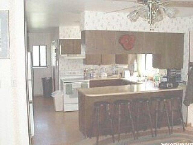 212 N Main St, Hinckley, UT 84635 — photo 3
