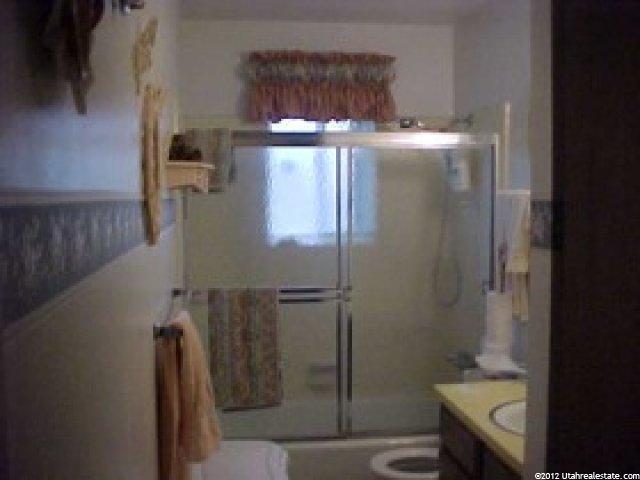 135 W 2300 S, Clearfield, UT 84015 — photo 3