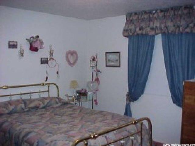 135 W 2300 S, Clearfield, UT 84015 — photo 8