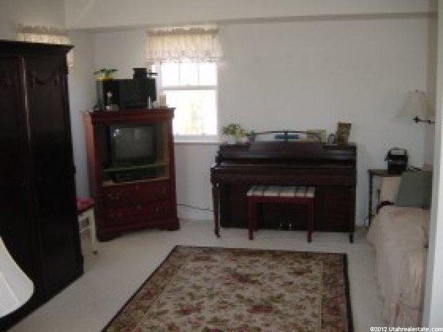 332 Meadow Cir, Logan, UT 84321 — photo 2