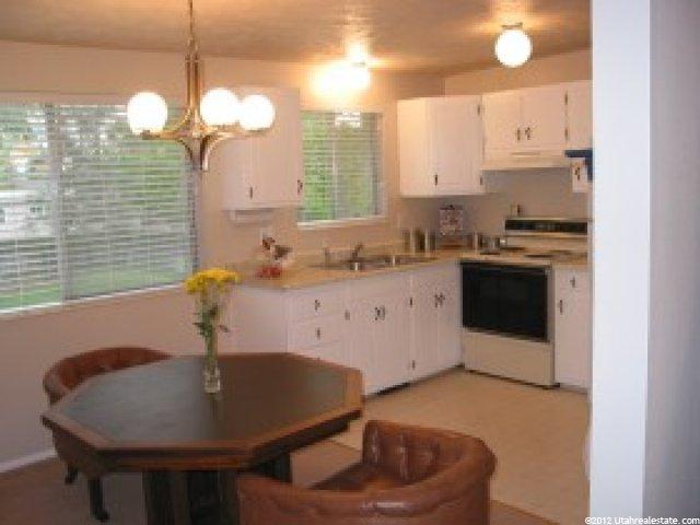 582 Pali St, Sandy, UT 84070 — photo 3