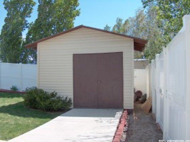 5955 Loder Dr, Kearns, UT 84118 — photo 7