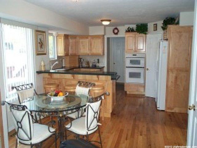 2239 E Oak Leaf Way, Sandy, UT 84092 — photo 3