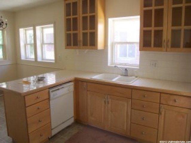 2454 S Jackson Ave E, Ogden, UT 84401 — photo 7