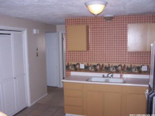 3985 S 300 E #43, Murray, UT 84107 — photo 2