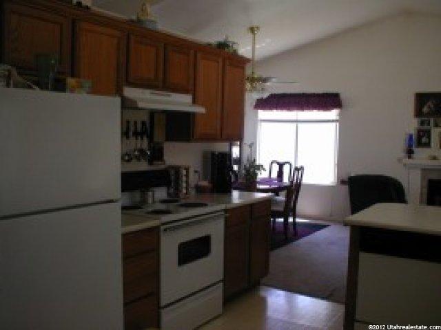 219 N 750 W, Layton, UT 84041 — photo 4