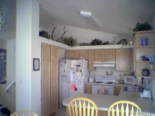 5421 S Vista Dr, Roy, UT 84067 — photo 5