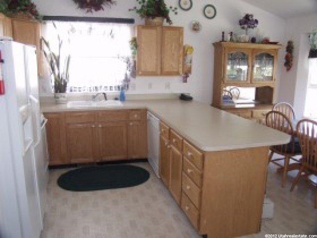 695 E 1650 S, Orem, UT 84097 — photo 2