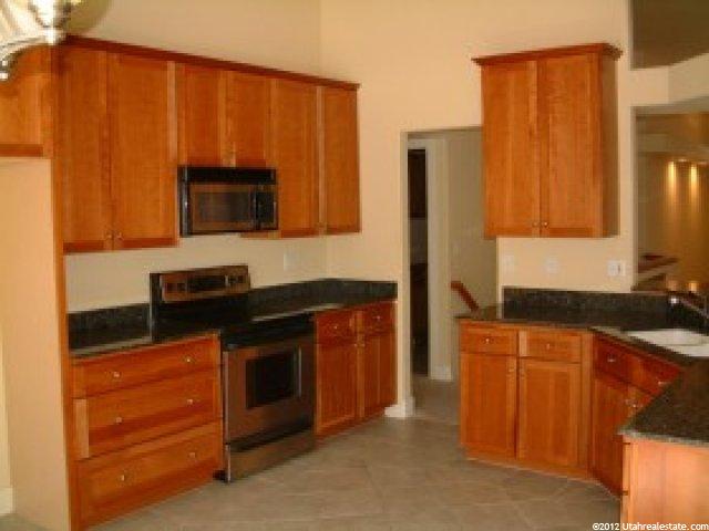 2104 E 6200 S, Holladay, UT 84121 — photo 6