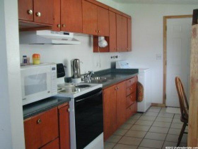1036 N Liberty Ave, Ogden, UT 84404 — photo 2