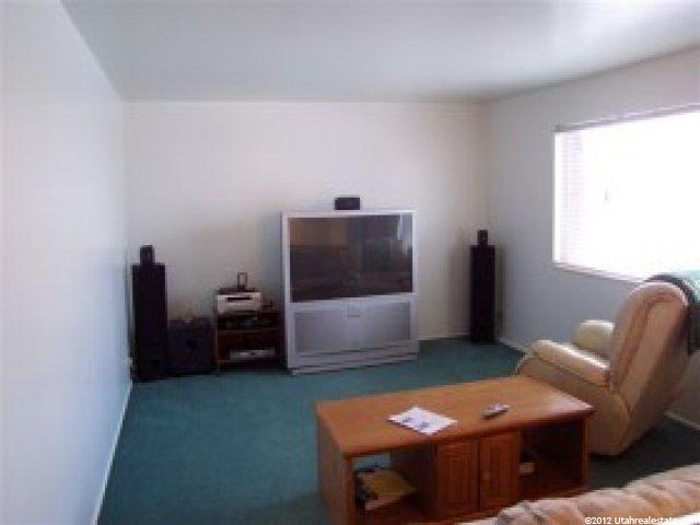 9945 Flint Dr, Sandy, UT 84094 — photo 5
