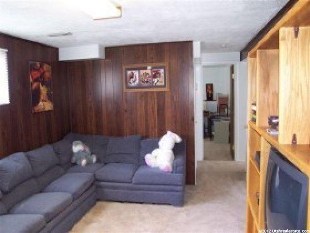 9945 Flint Dr, Sandy, UT 84094 — photo 6