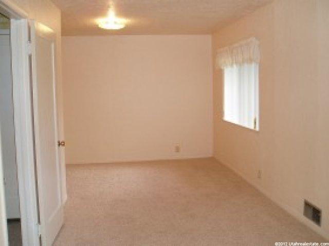 135 N 300 E, Bountiful, UT 84010 — photo 8