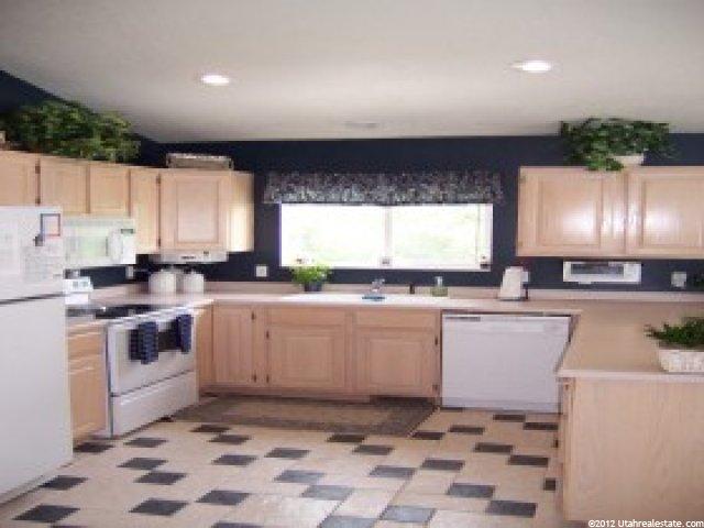1071 S 860 W, Provo, UT 84601 — photo 5