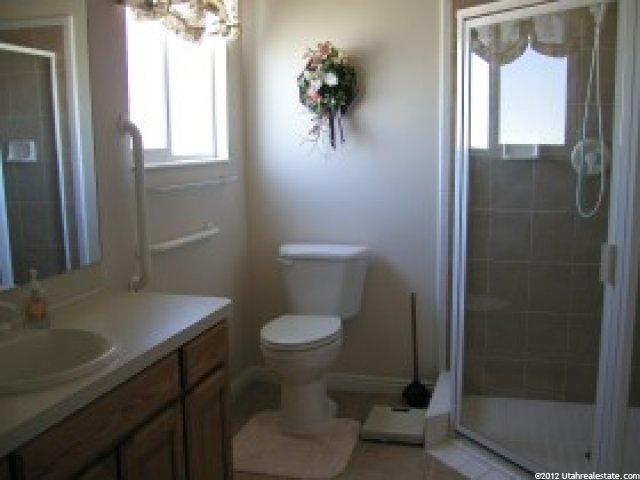 914 W 1730 N, Clinton, UT 84015 — photo 6