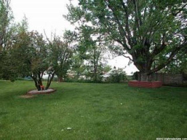 967 E Maple St, Ogden, UT 84403 — photo 2