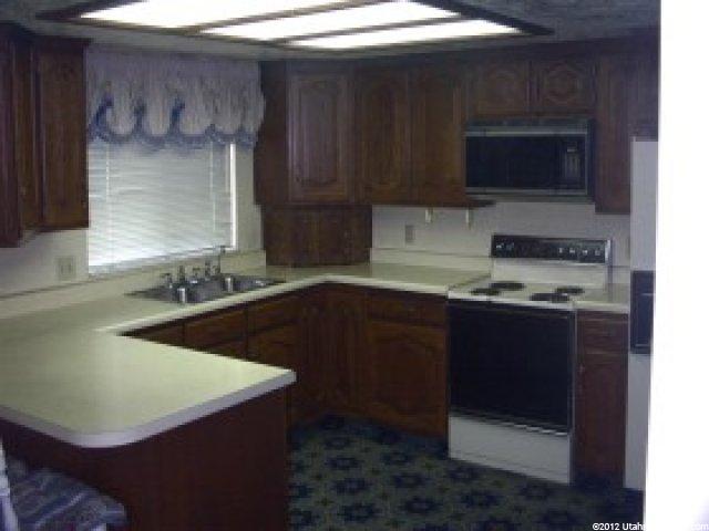 647 W 1175 N, Centerville, UT 84014 — photo 5
