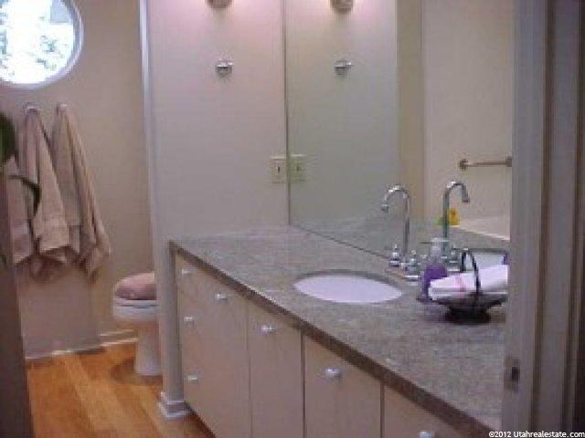 4748 Fairway Oaks Dr, Eden, UT 84310 — photo 5