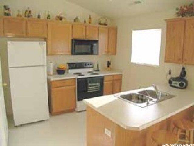 587 E 825 N, Ogden, UT 84404 — photo 3