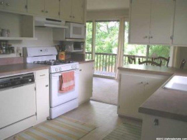 8766 S 1260 E, Sandy, UT 84094 — photo 3