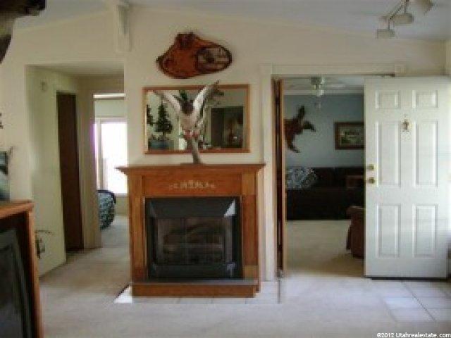 7341 Foothill Dr, Lake Point, UT 84074 — photo 5