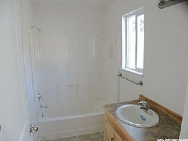 857 E Quinn Ct, Ogden, UT 84404 — photo 7