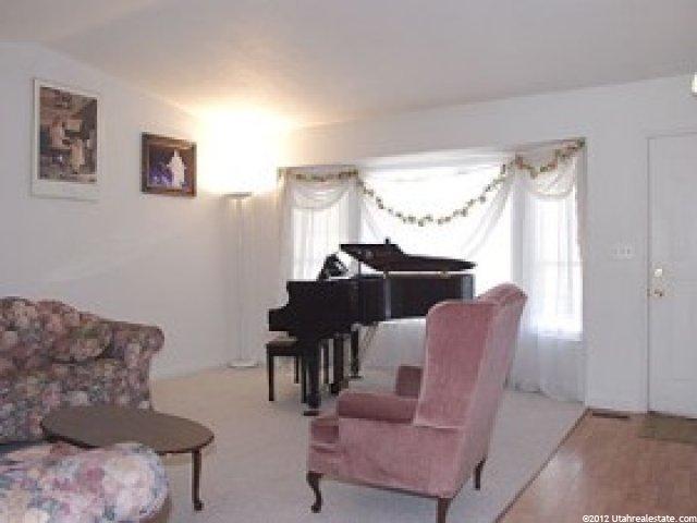11875 Elm Ridge Rd, Sandy, UT 84094 — photo 2