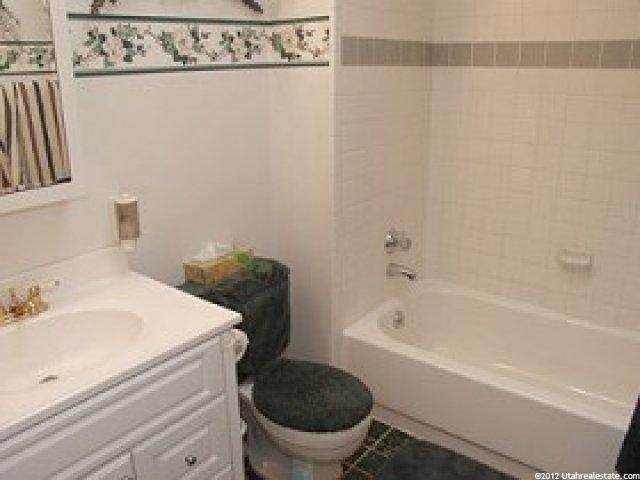11875 Elm Ridge Rd, Sandy, UT 84094 — photo 8