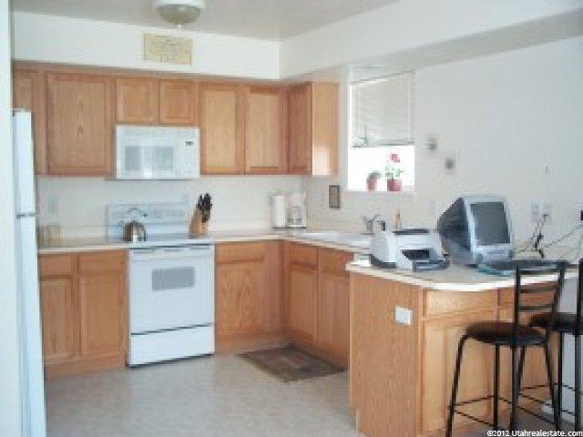 7026 S 300 E, Midvale, UT 84047 — photo 3