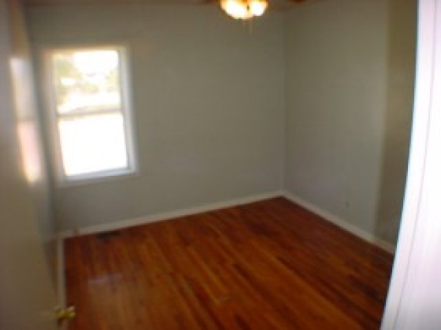 6103 Clear St, Murray, UT 84107 — photo 7
