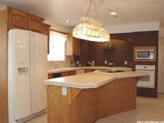 2425 Summer Oak Cir, Sandy, UT 84092 — photo 5