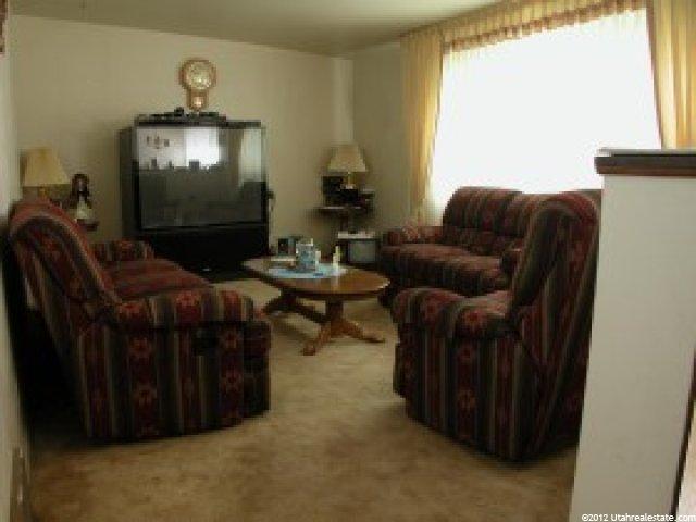 5397 S 825 E, South Ogden, UT 84405 — photo 2
