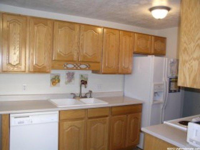 285 E 1650 S, Bountiful, UT 84010 — photo 3